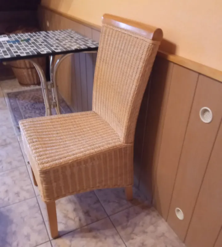 Ratanová židle