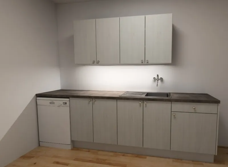 Téměř nová kuchyňská linka se zárukou 9 let