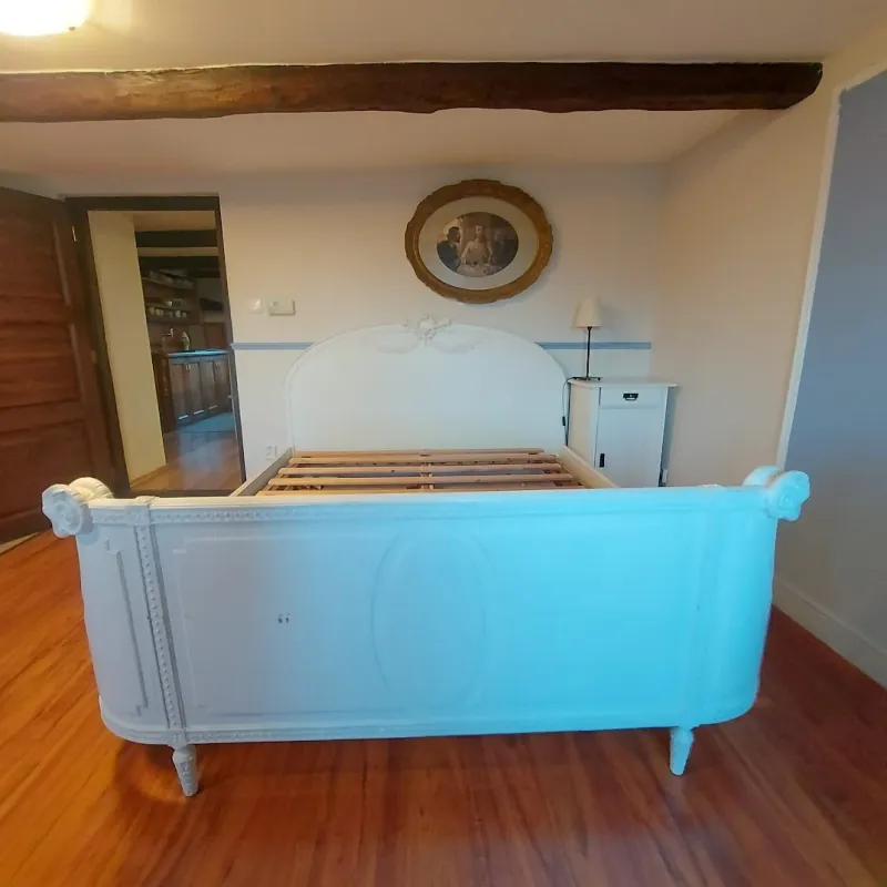 Starožitná postel Ludwig