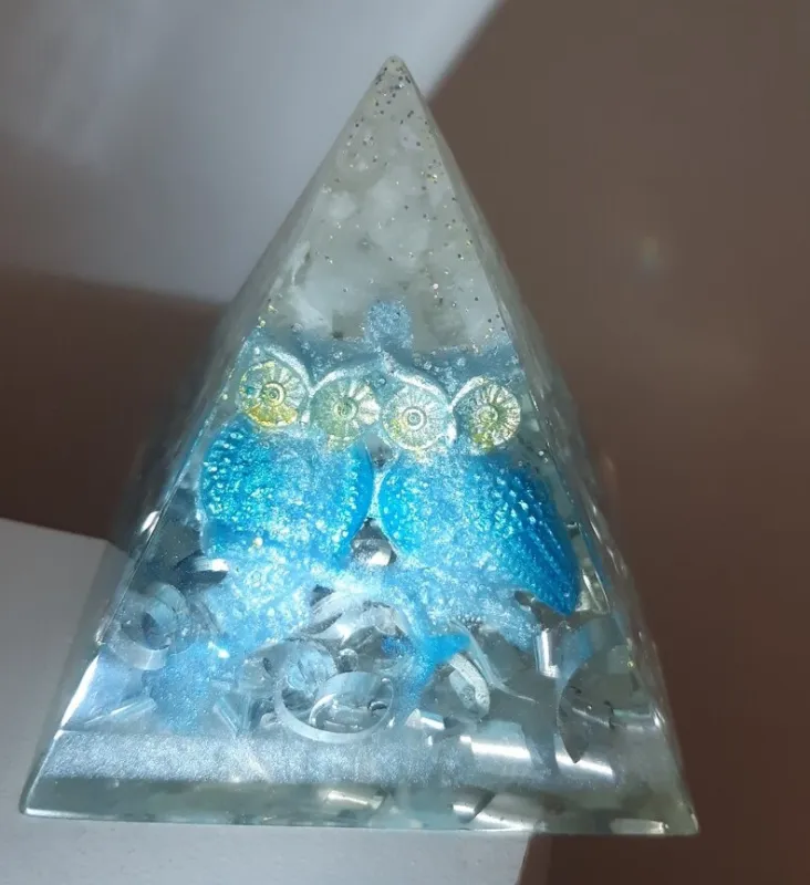 Orgonitová pyramida - čistí a harmonizuje geopatogenní zóny