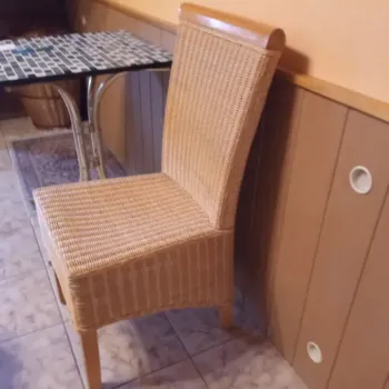 Ratanová židle